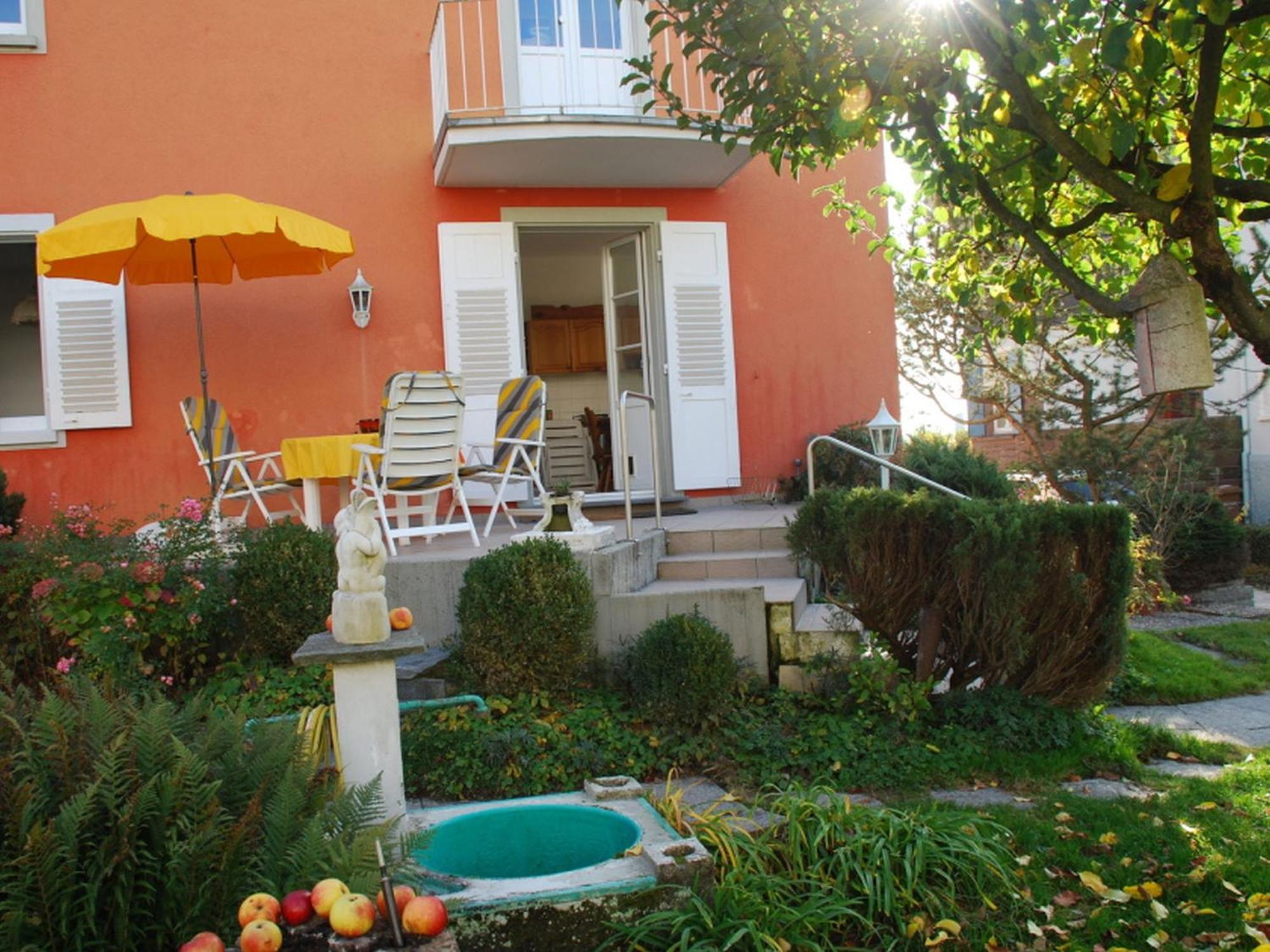 Rotes Haus Ueber Den Weinbergen Apartment Constance Exterior photo